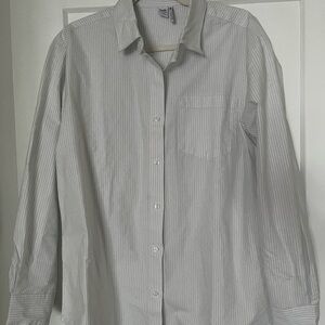 Women’s Oversized Striped Oxford Shirt